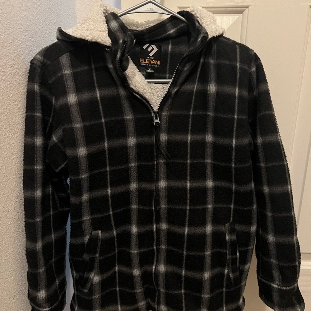 Elevani  hoodie jacket black size 12 boys